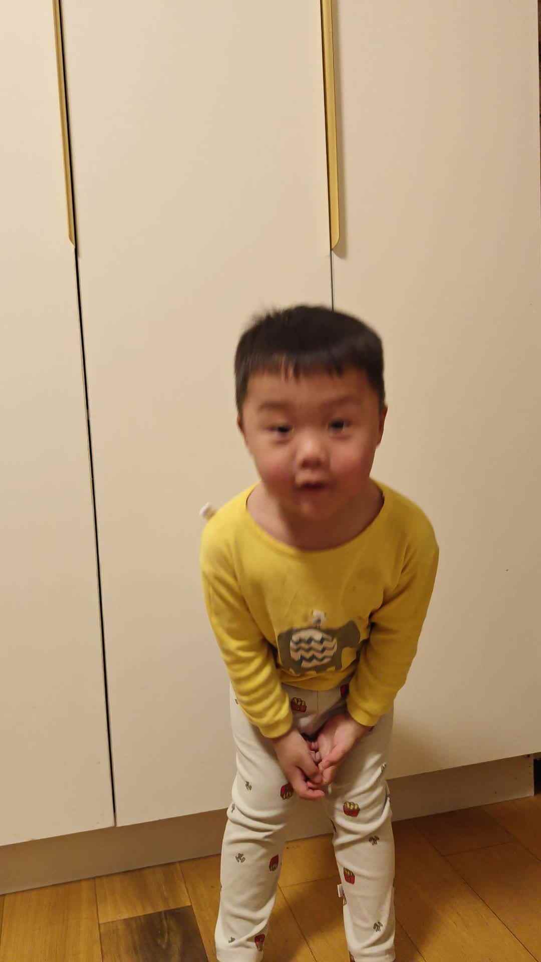 2026 3 4刘佳铭礼仪训练