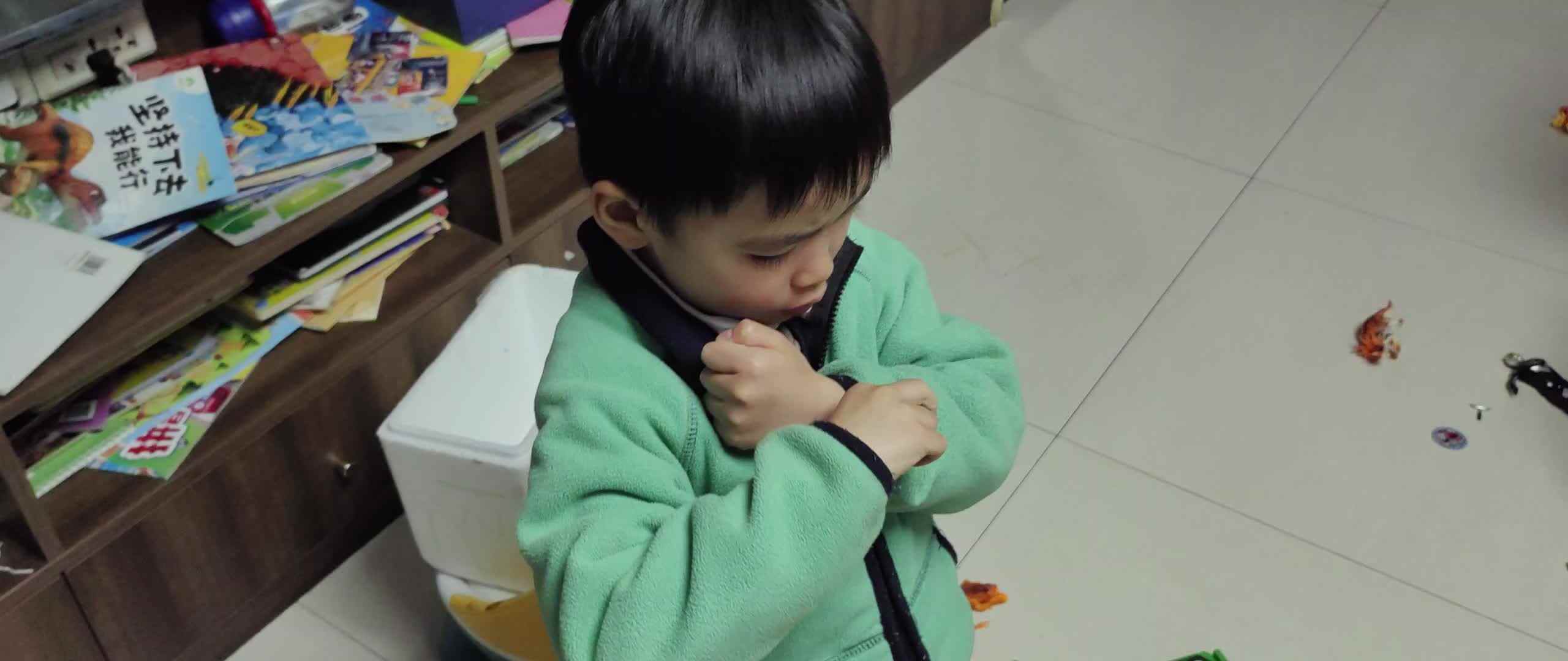 ⁣⁣⁣⁣大A班2026.3.25李柯辰李柯佑挽袖子.mp4