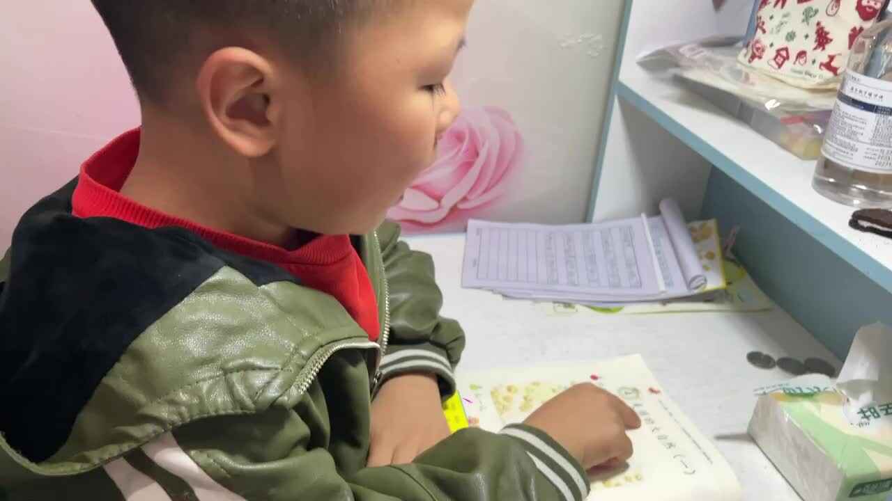 ⁣⁣3.23学b 田熙辰（指读大自然一） trim.B951C265-F4F9-45E3-997F-462D768892C3.MOV