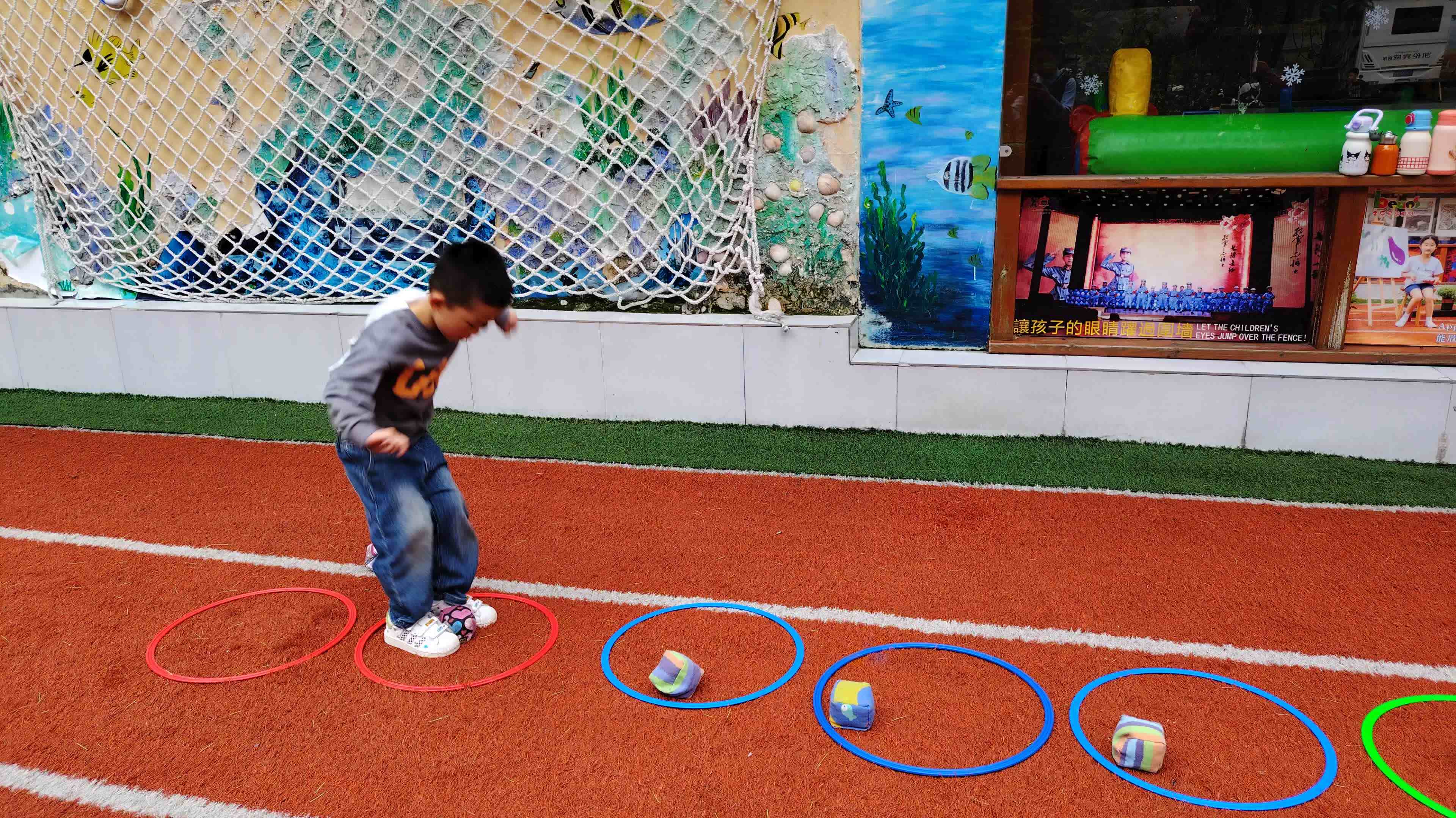 3.16  聂星然  体能—夹沙包