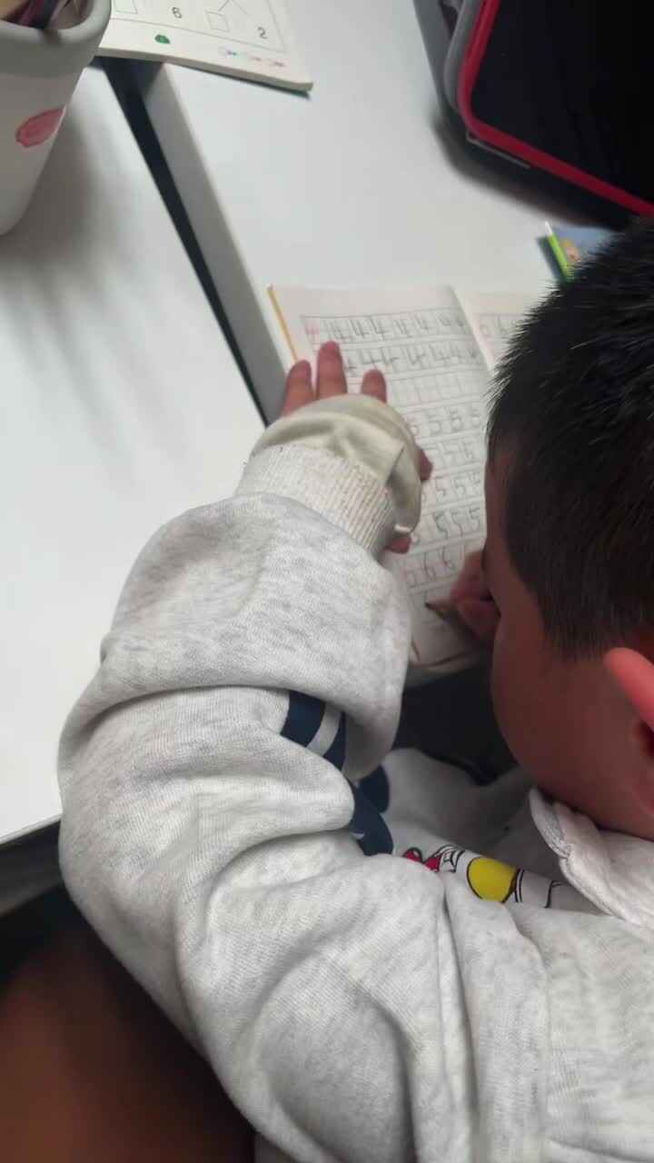 2026.3.24大A班唐翊宁～书写数字6