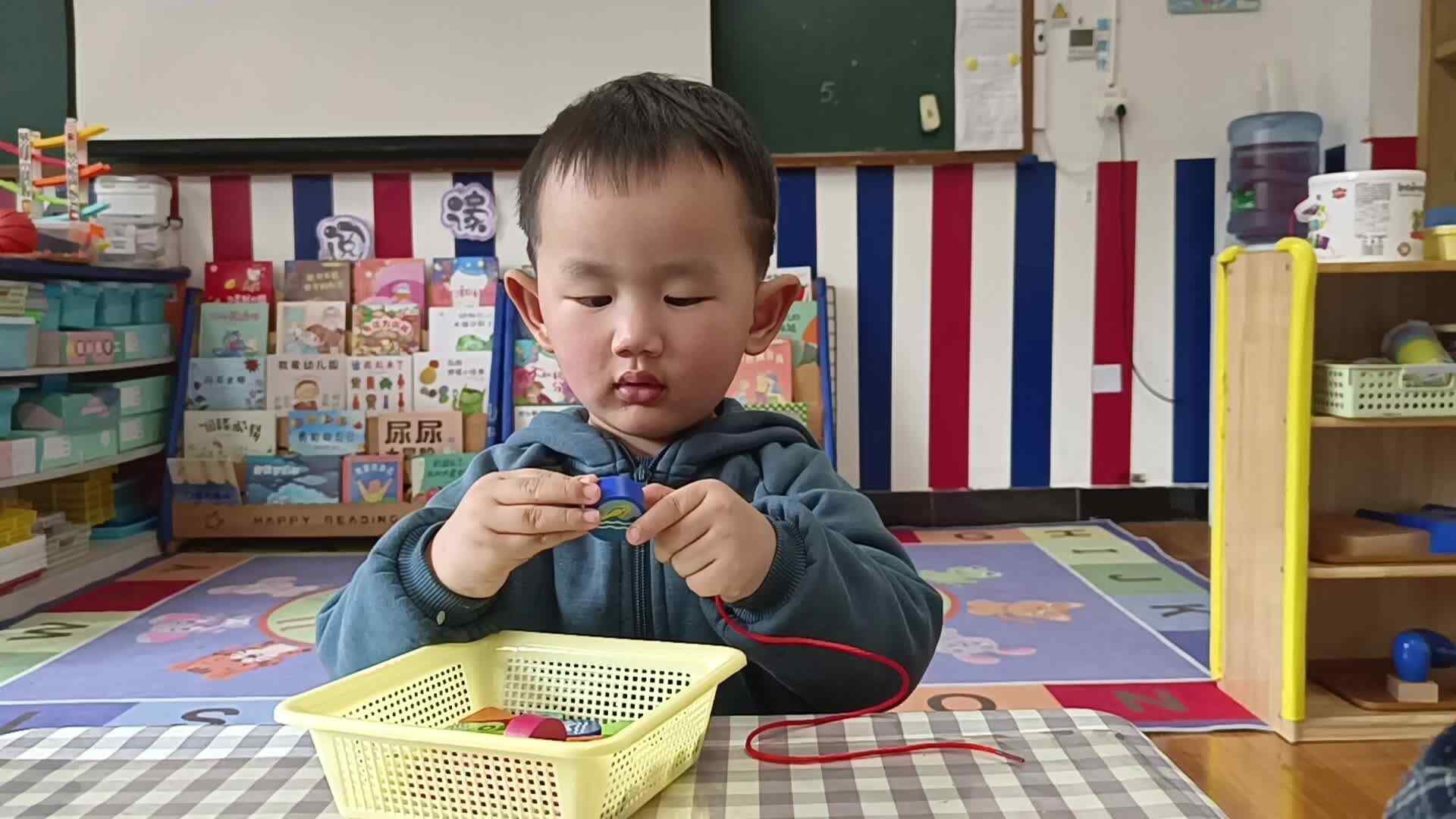 2026年03月20日张禹洋⁣主题：室内游戏《穿线珠》（学校教育教学活动）.mp4