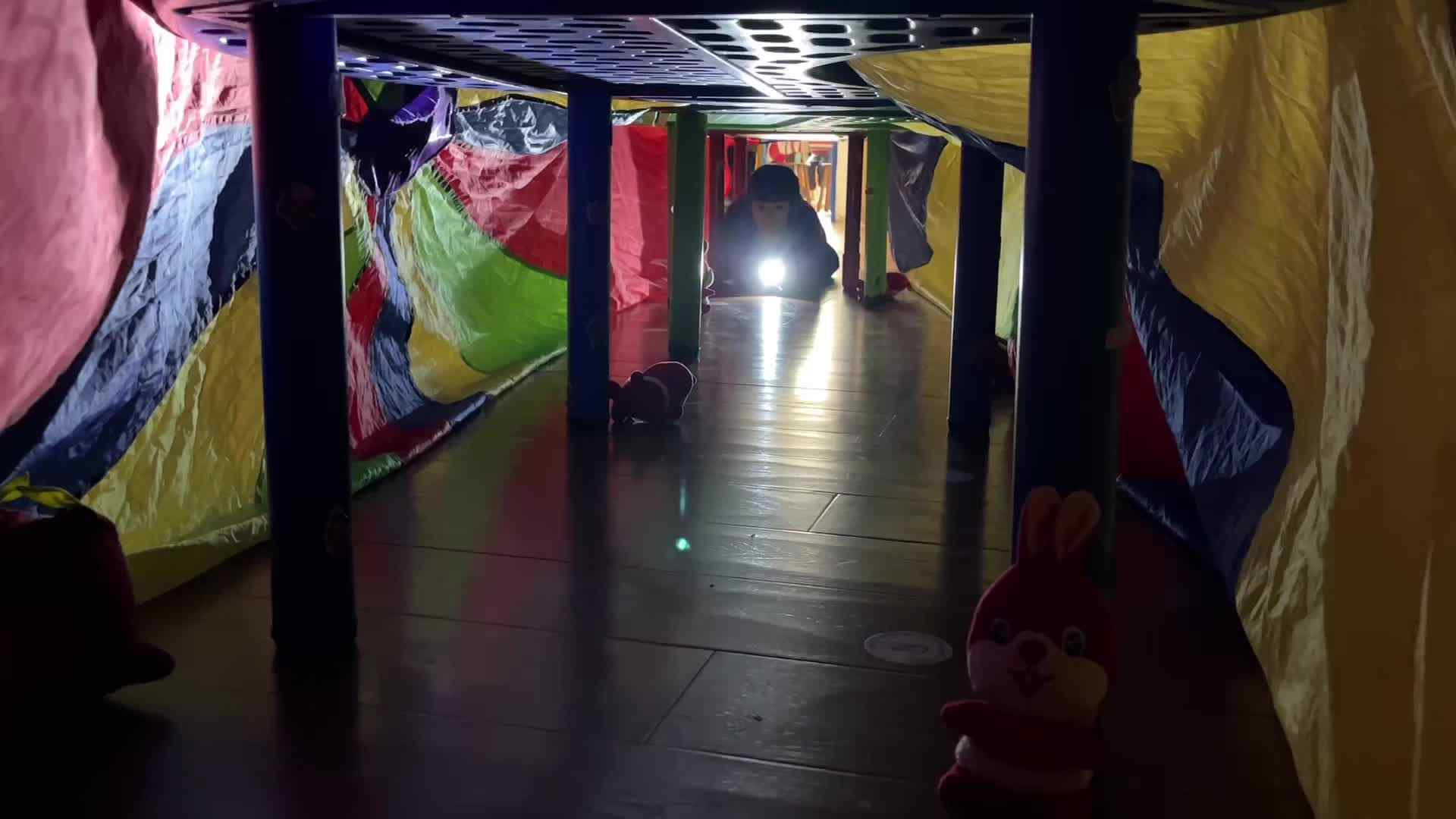 ⁣⁣2026.3.26实验1班 黑夜寻宝 刘姿汐