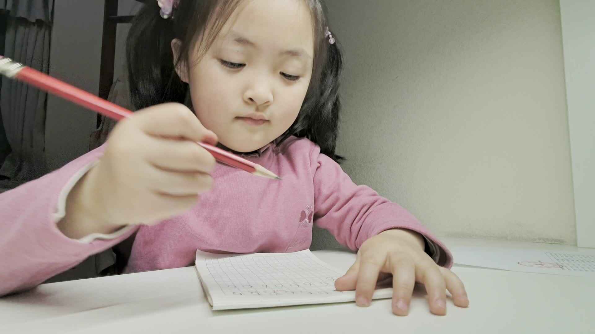 大A班2026.3.23艾琰茹——书写6