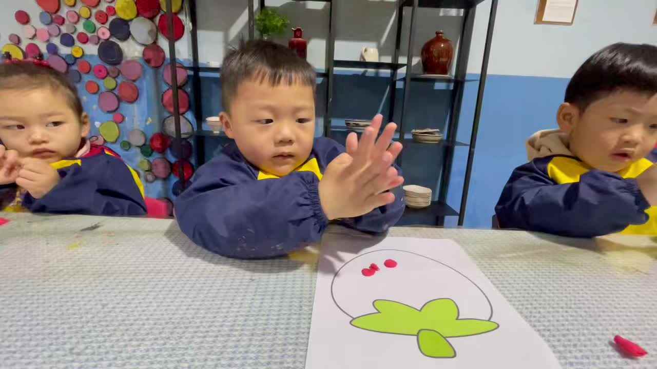 2026 3 9刘佳铭 创意手工《甜甜的草莓?