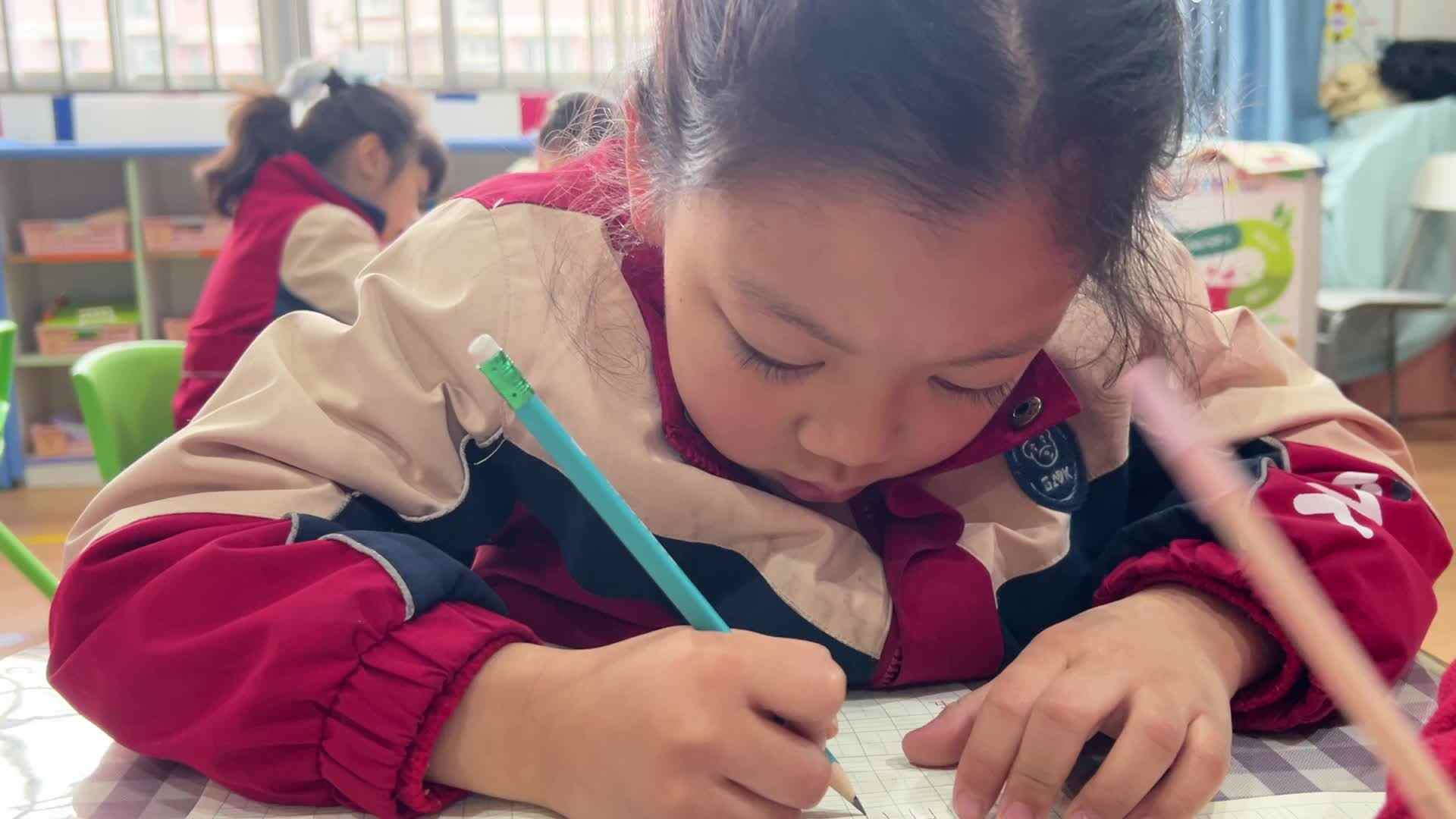 2026.3.19学A班尧诗然———汉字书写