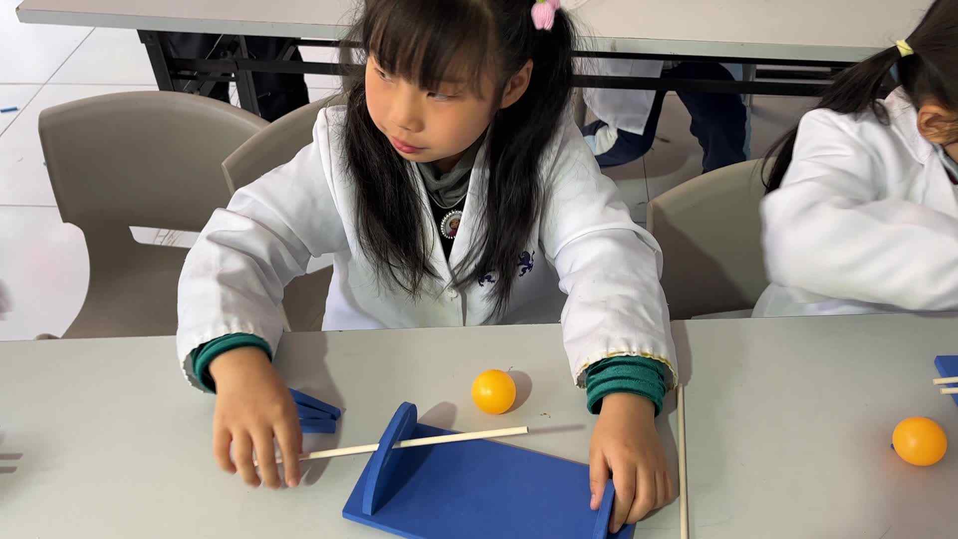 ⁣⁣⁣2026.3.20 实验1班科学实验 孙梓涵