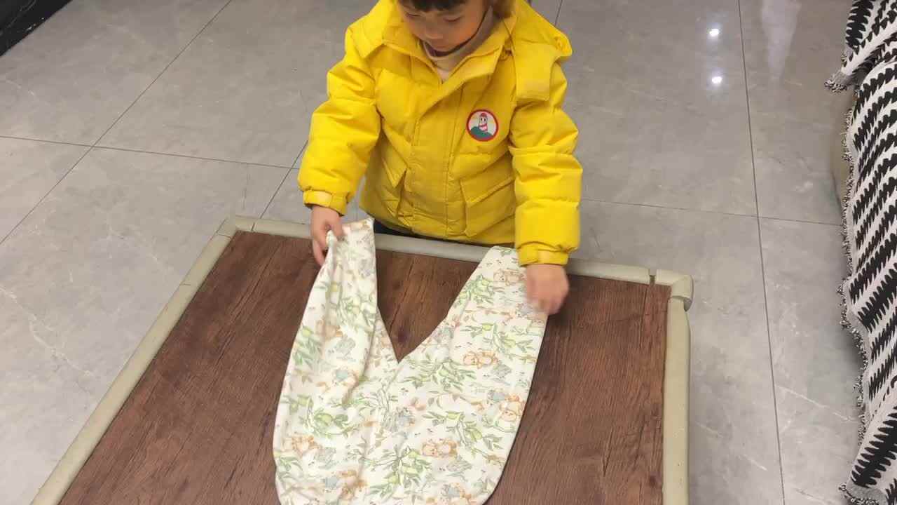 中A班-倪芷汐2026/3/16折叠衣服