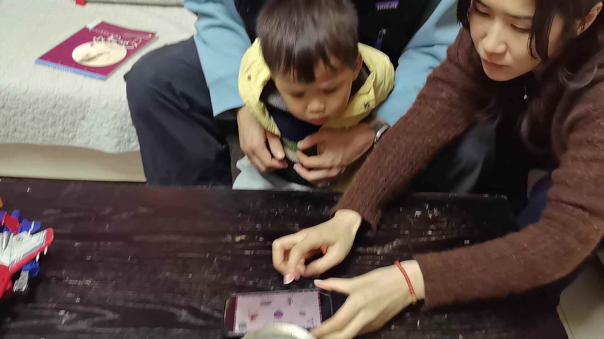 2026.3.27李岸栩：跟读《Toys朗读示范》家庭闯关作业