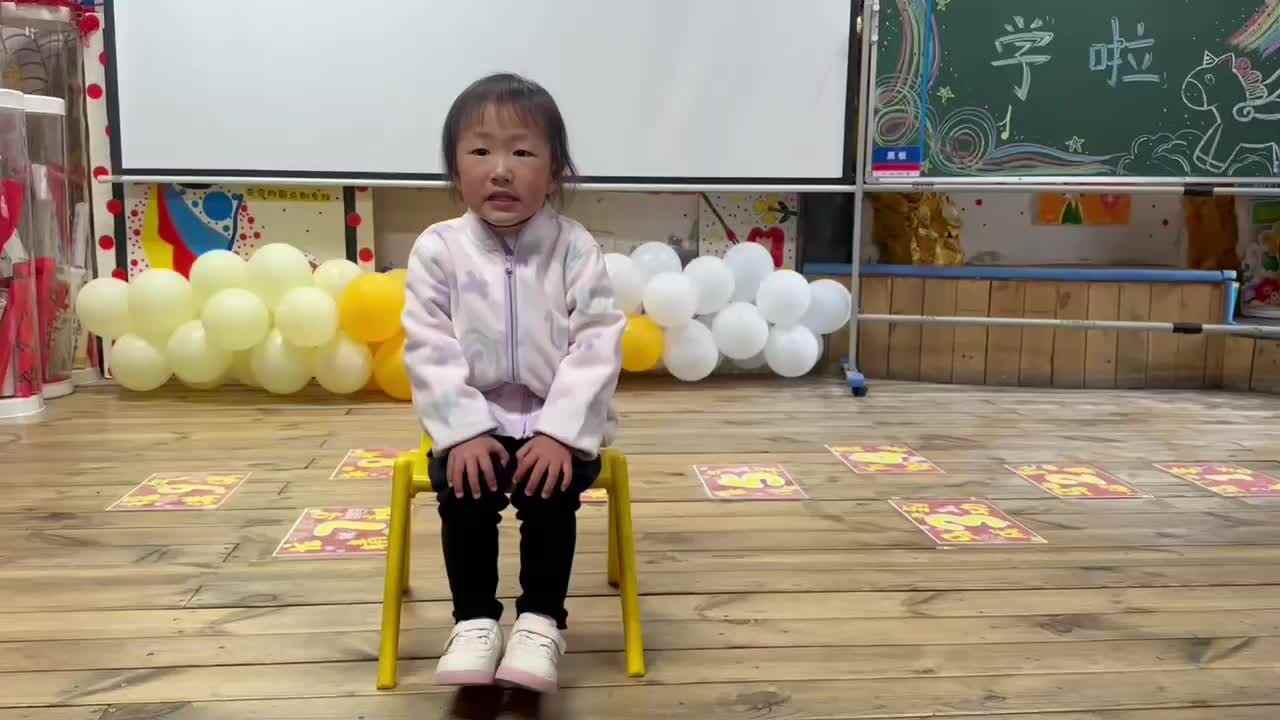 2026.3.9实验小班11号陈舒梦-坐姿练习