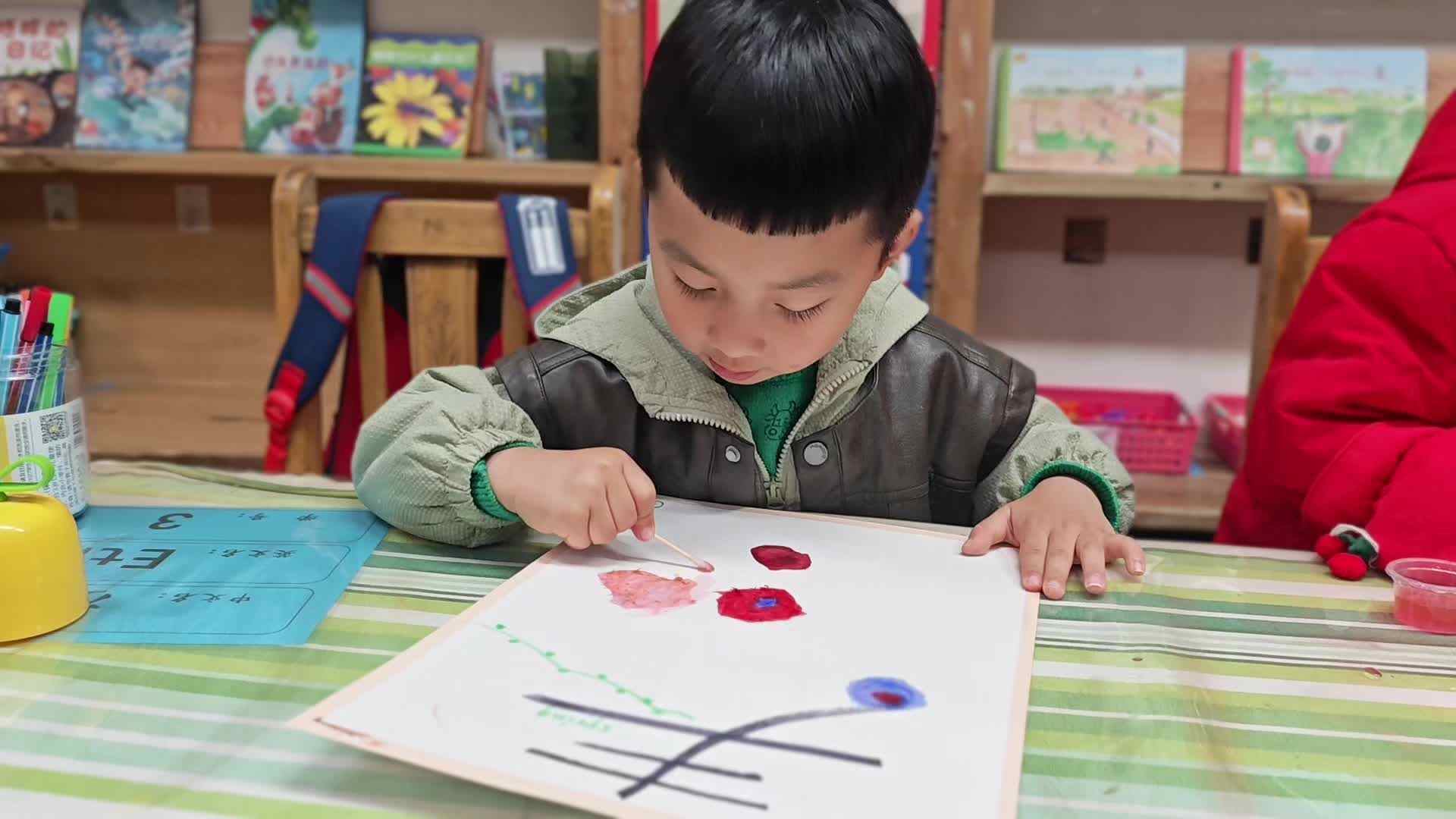 2026.3.20  实验中班  沙景韬 美工课《春分》.mp4