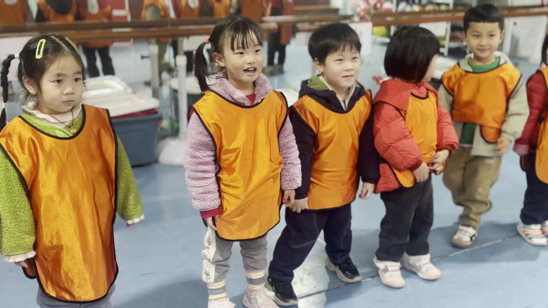 2026.3.19  实验中班  周恬羽  篮球课.mp4