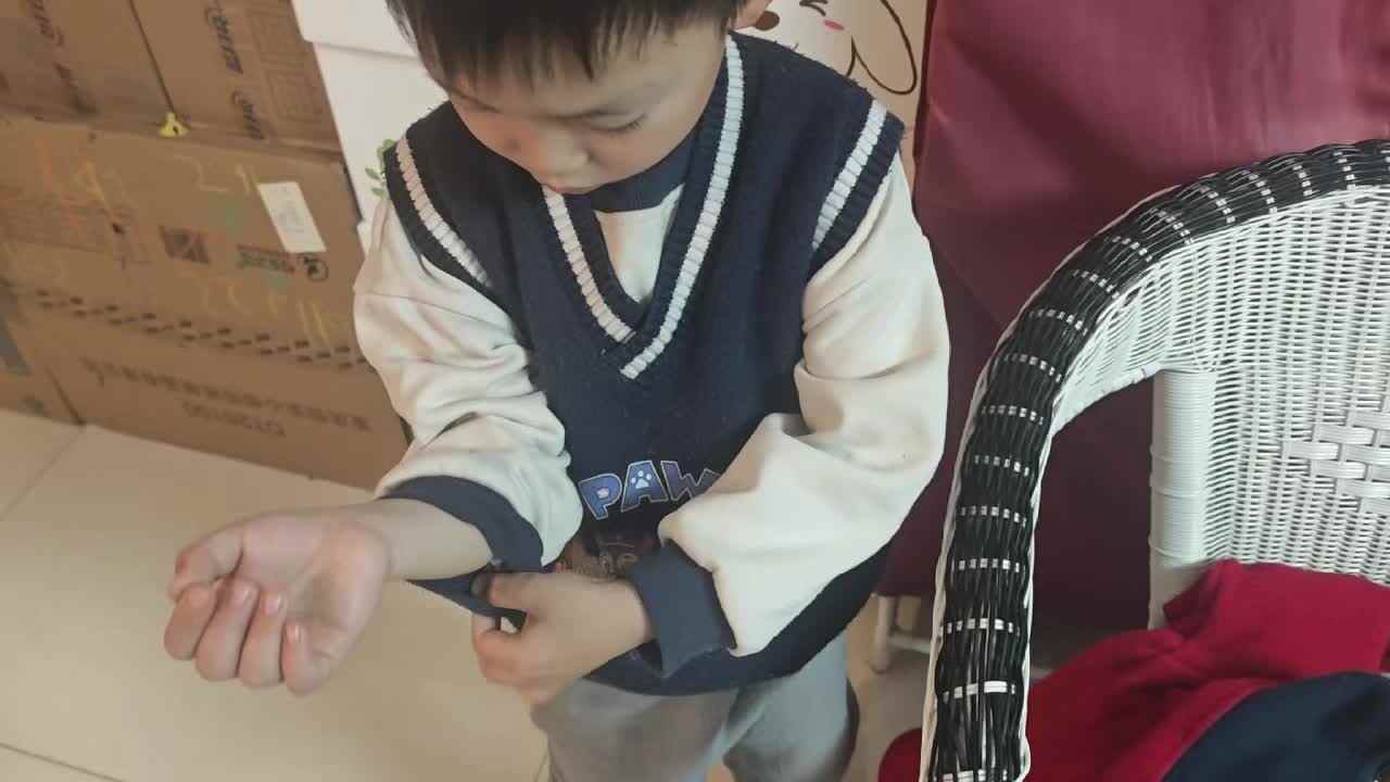 ⁣大A班2026.3.23李柯辰挽袖子.mp4