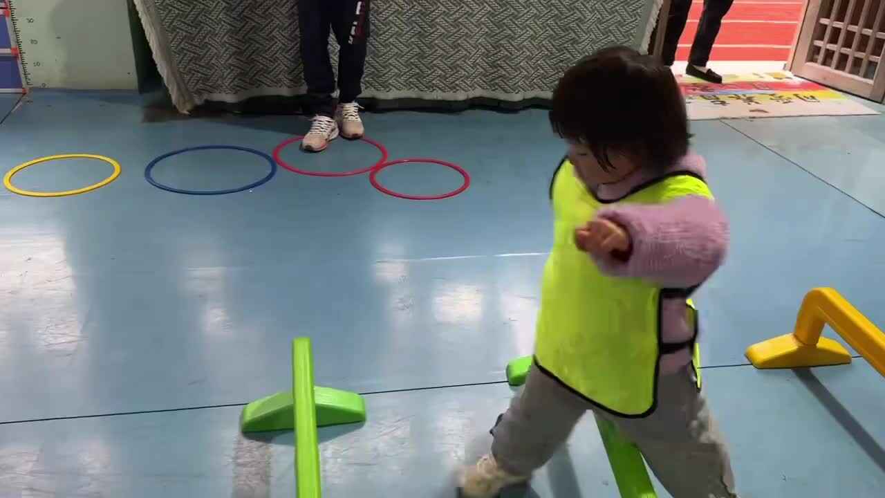 2026.3.16实验小班11号刘晨溪—趣味体育