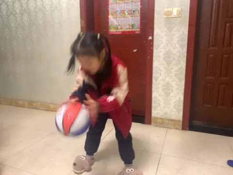 练习拍篮球动作