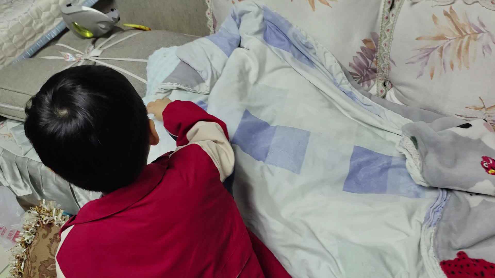 ⁣大A班2026.3.9李柯佑叠被子.mp4