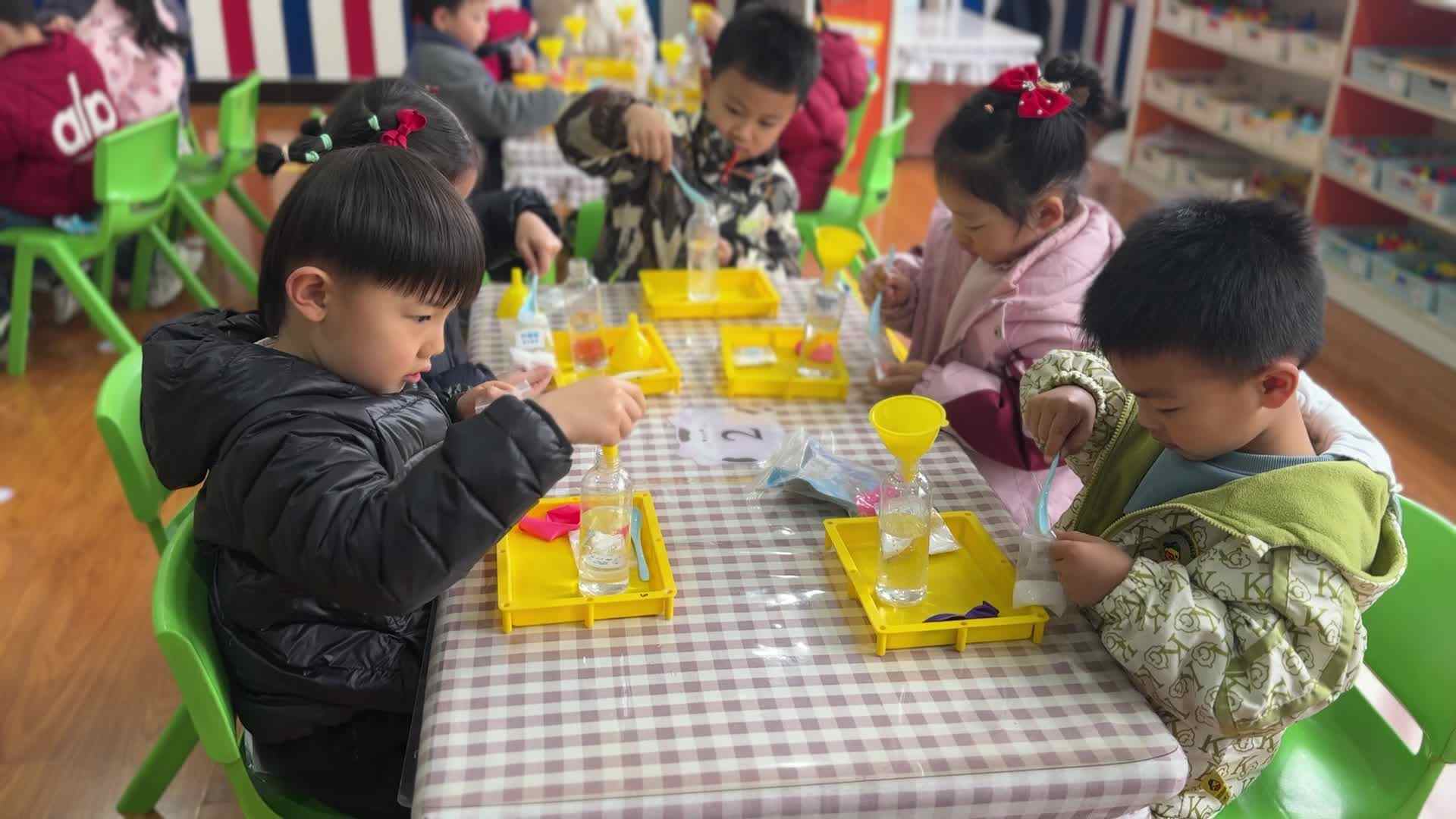 ⁣⁣⁣⁣⁣2026.3.17大A班张忻宜——科学实验