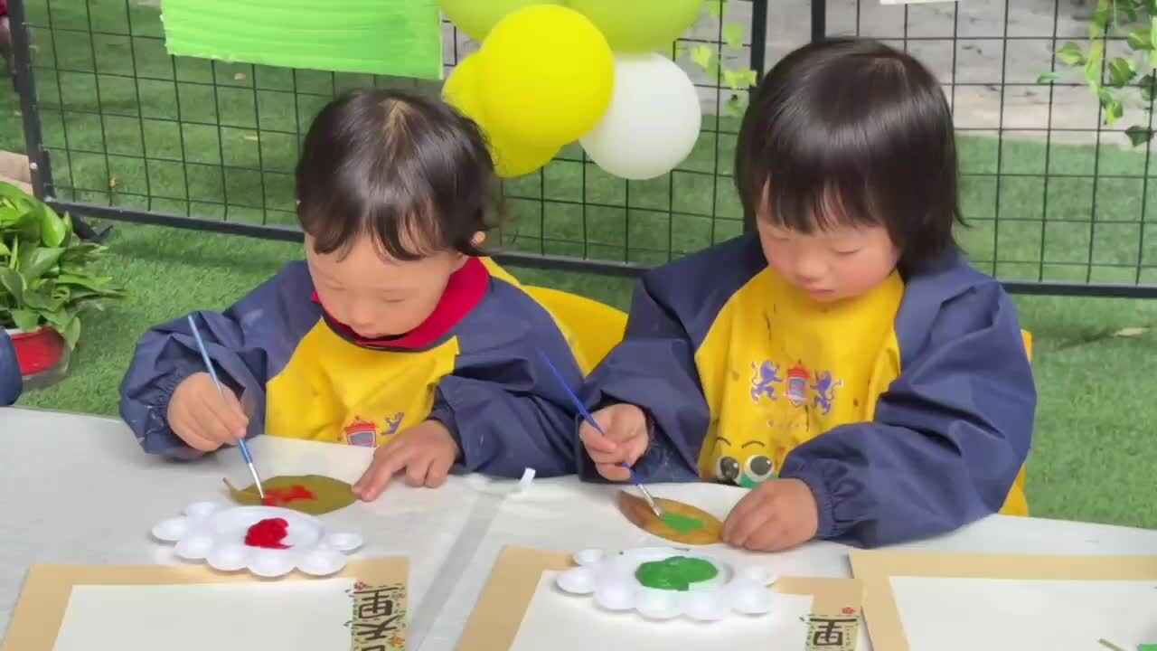 2026.3.12实验小班10号刘晨溪—拓印春天