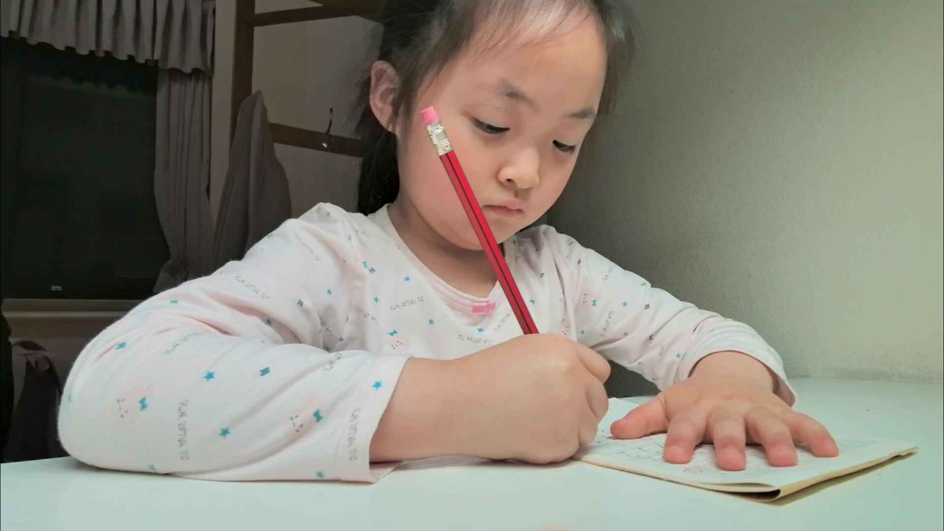 大A班2026.3.16艾琰茹——书写数字3