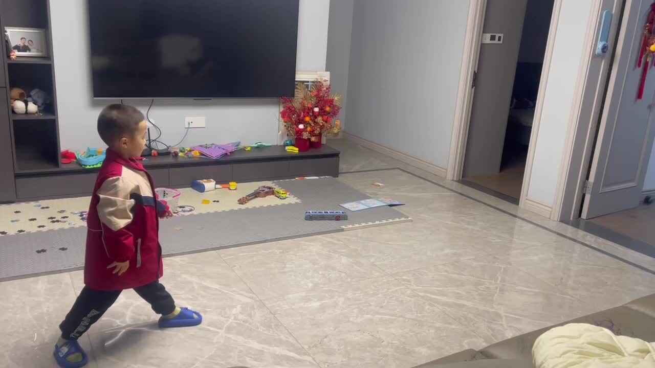 练习肩上挥臂投远