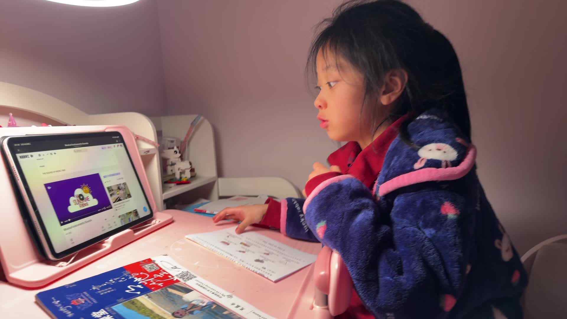 ⁣2026级B班20260318吴晨希闯关练习-鲨鱼英语.mp4