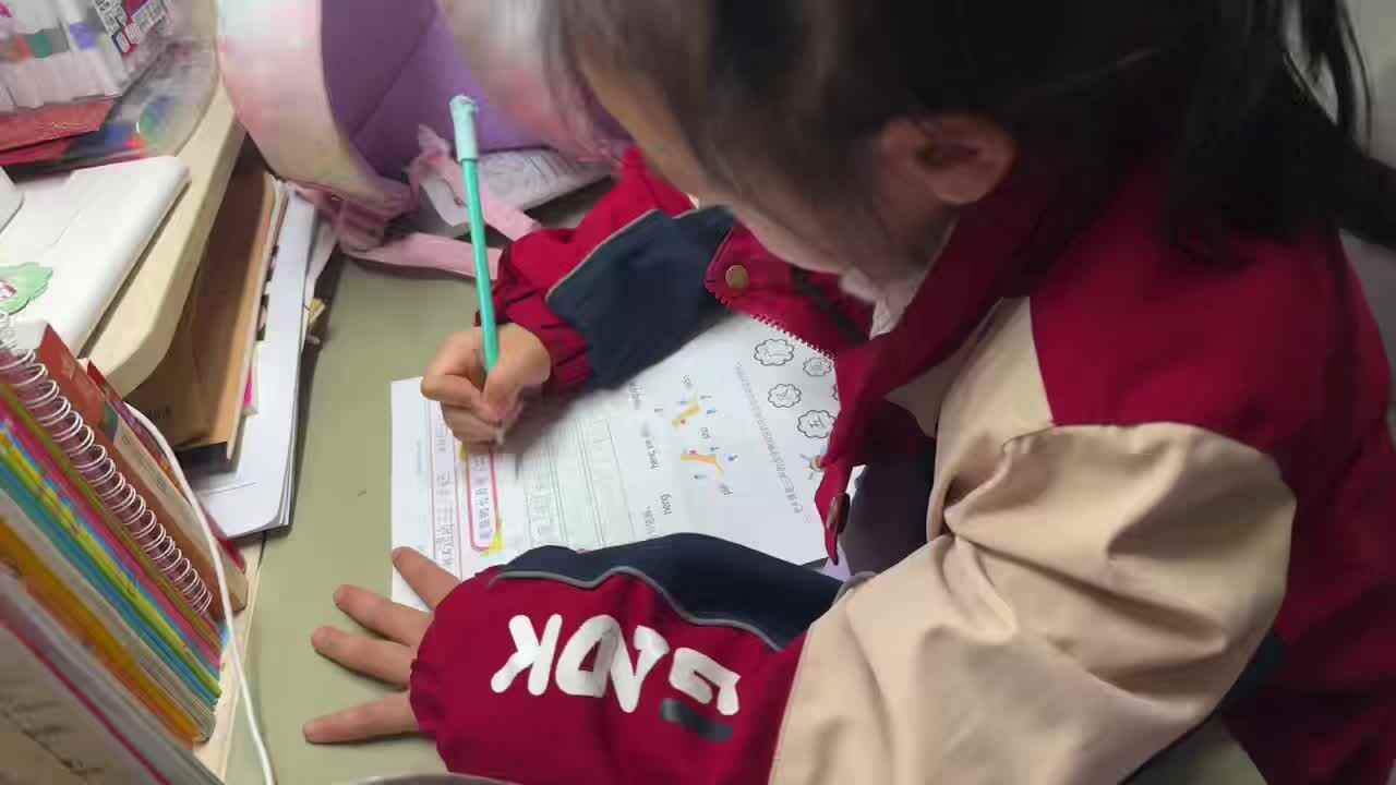 ⁣2026年3月30日学前B班谭诗锜完成语文作业单《美丽的大自然》