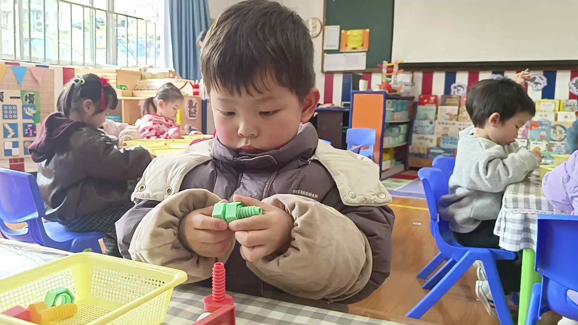 2026年3月20日   黄钇然   室内游戏《拧螺丝》《学校教育教学活动》