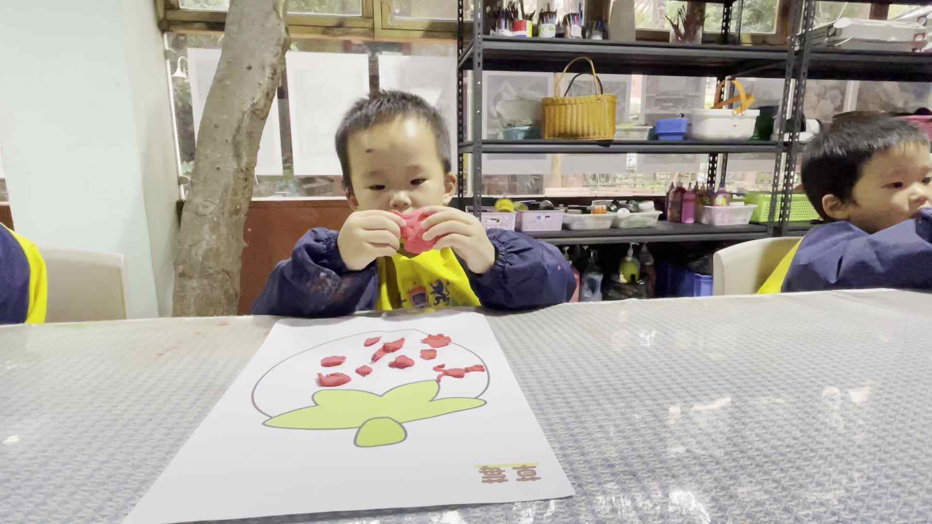 2026-3-9 左左 甜甜的草莓