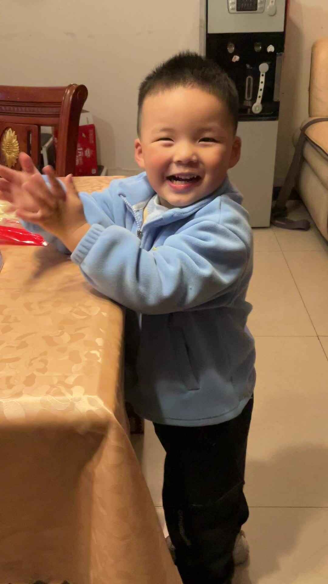 实验小班3号谢缙宇.mov