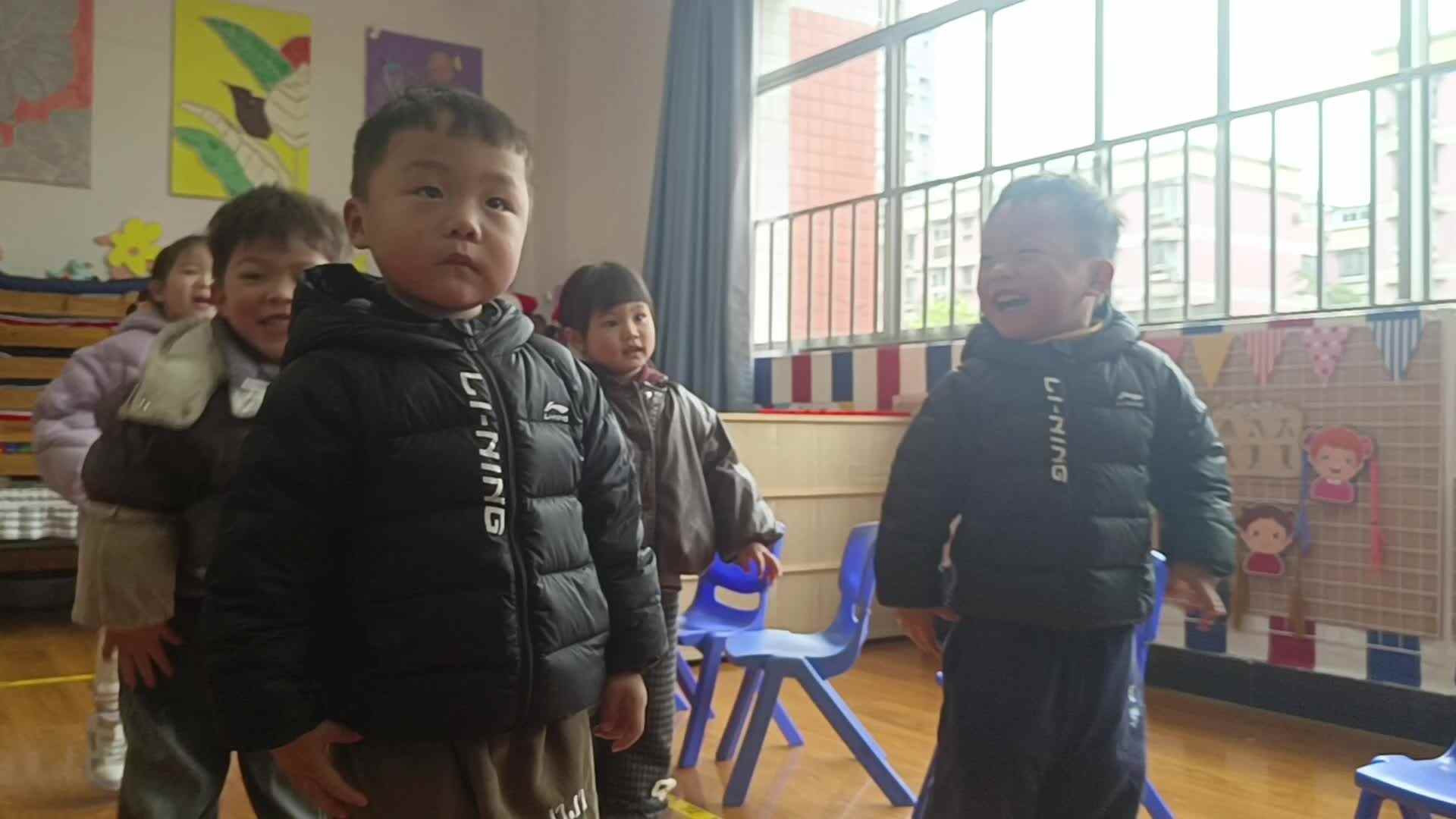 2026 3 18刘佳铭vs刘佳锐《室内早操》家庭闯关练习