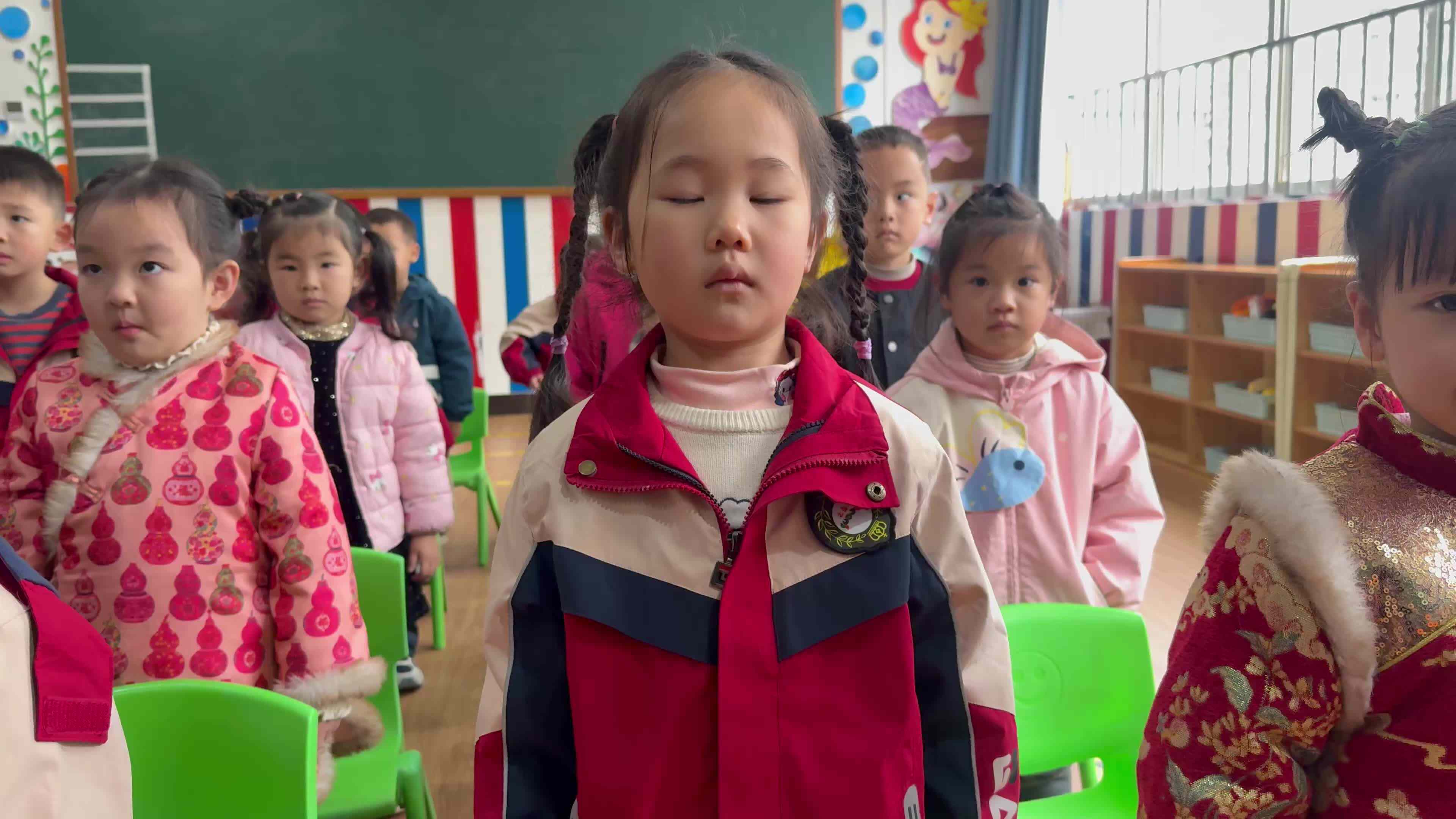 2026.3.4中A班曾琪芮——站姿练习