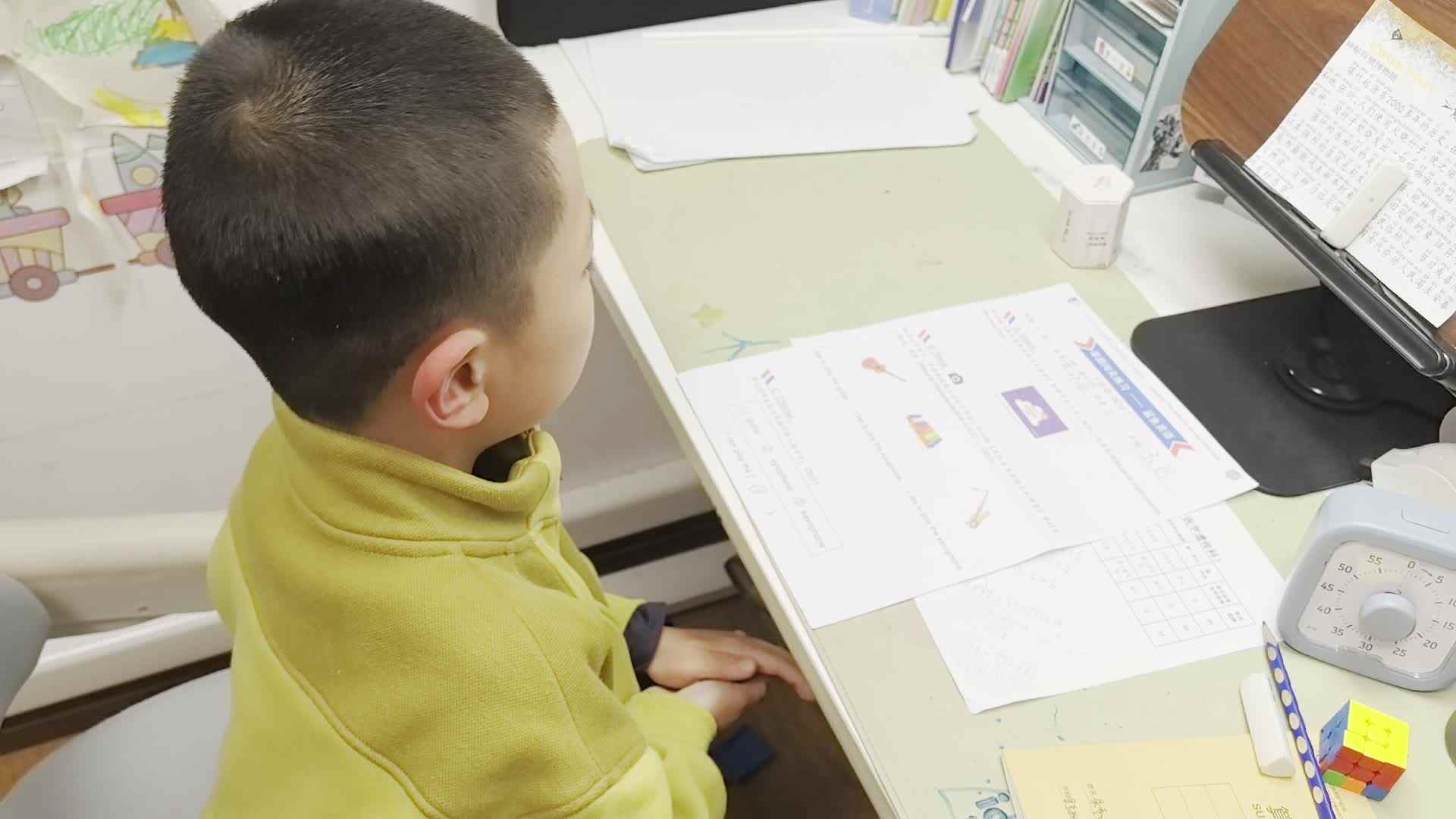 实验学前1班朱乔溪-英语朗读