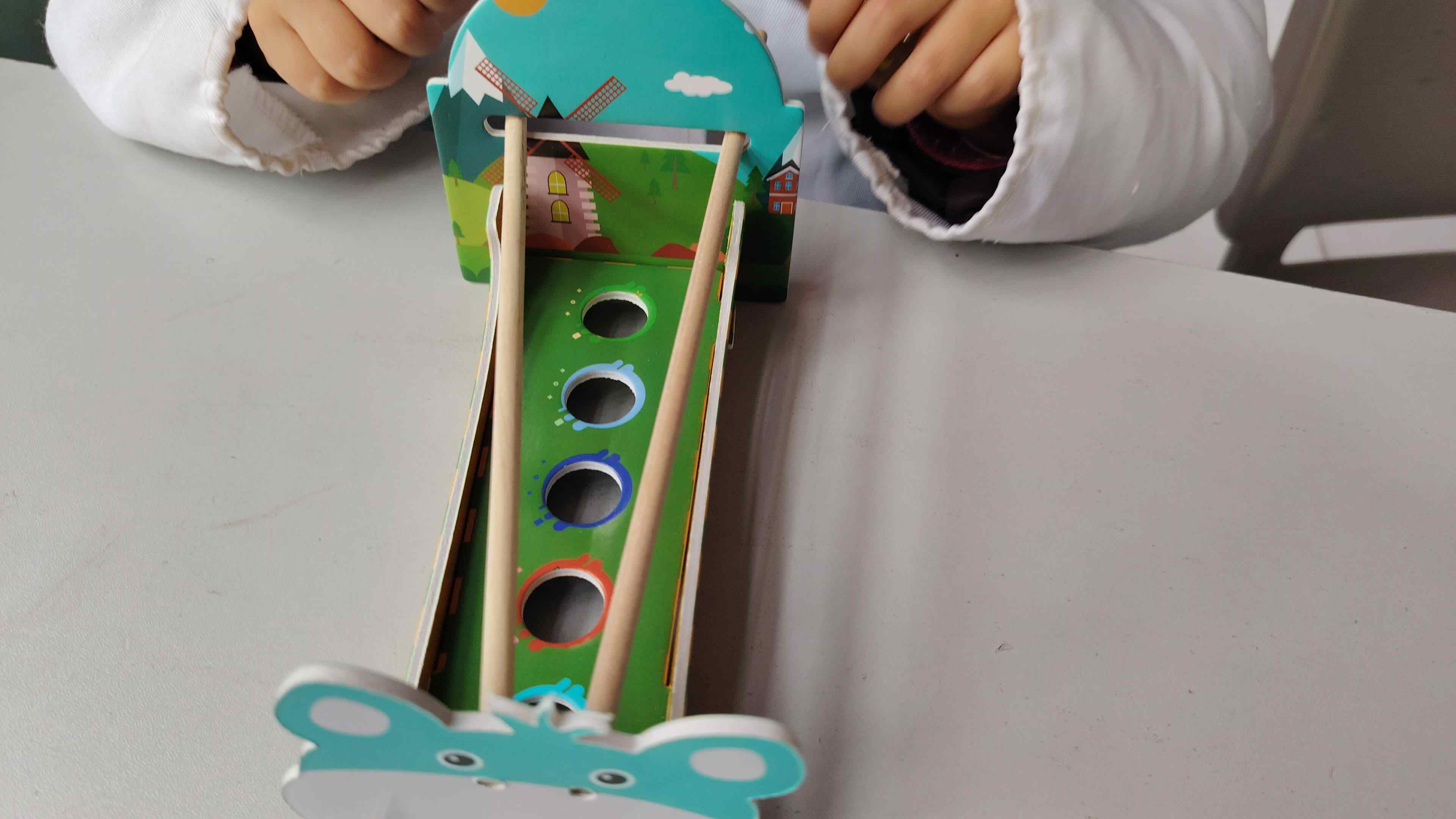 ⁣⁣⁣⁣⁣3.23 张芸溪 科学实验