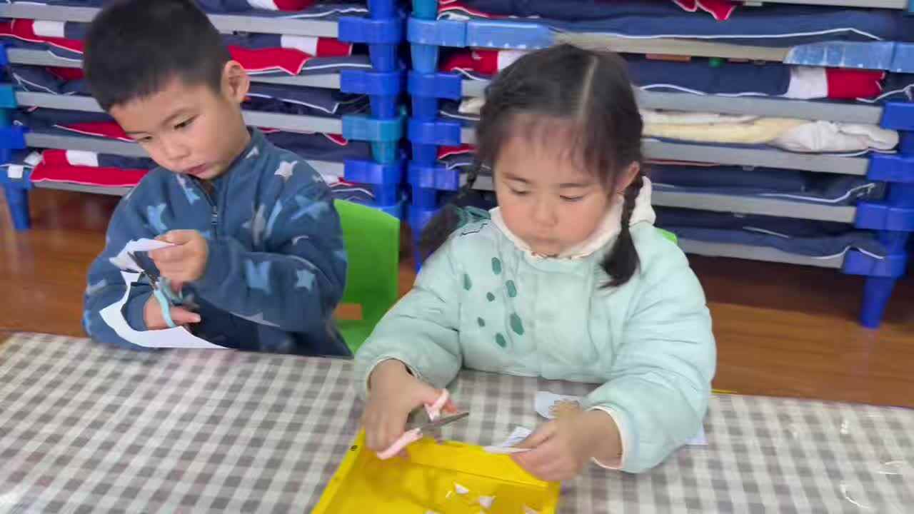 2026.3.24大A班刘芳妤——剪纸