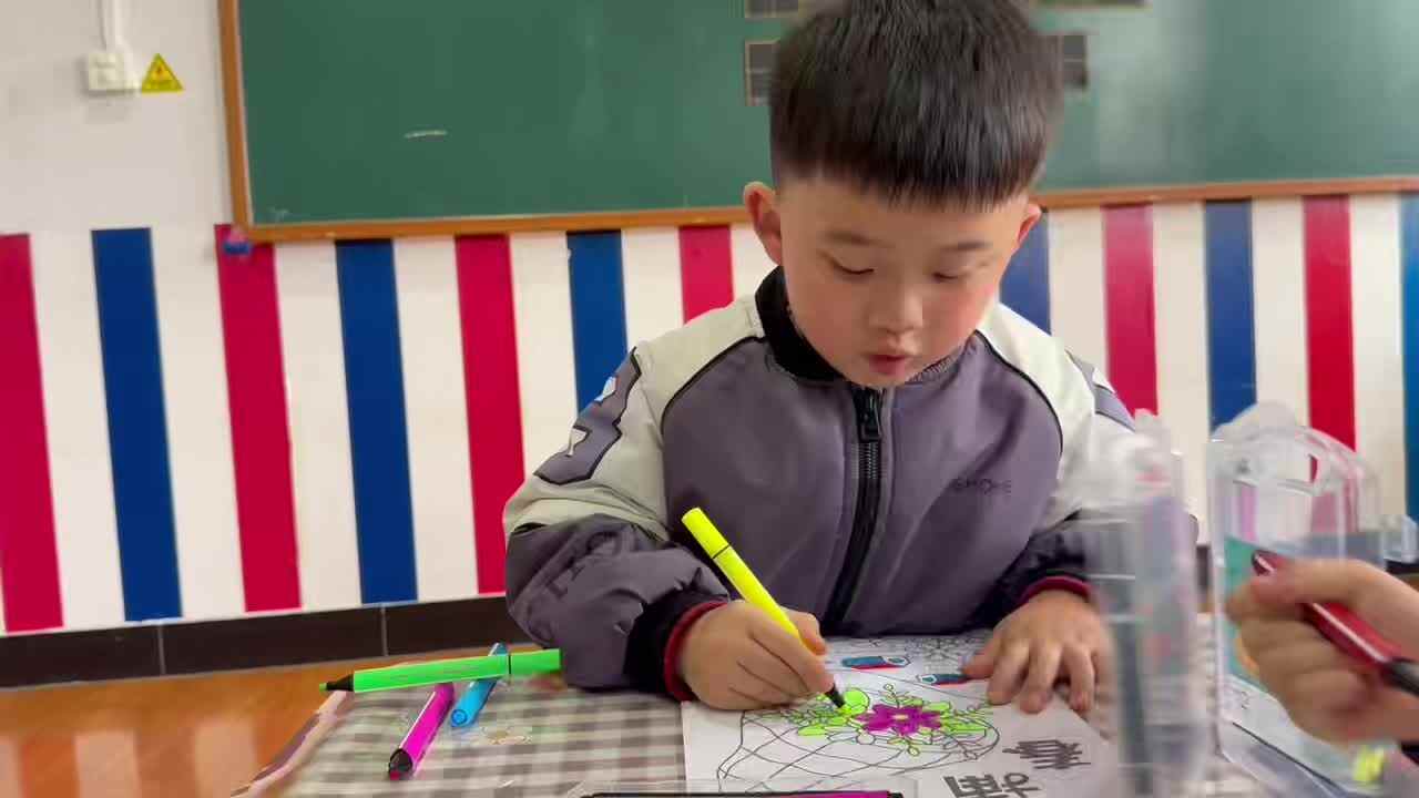 ⁣⁣⁣⁣⁣⁣2026.3.25大A班李楷延——美工《捕春》