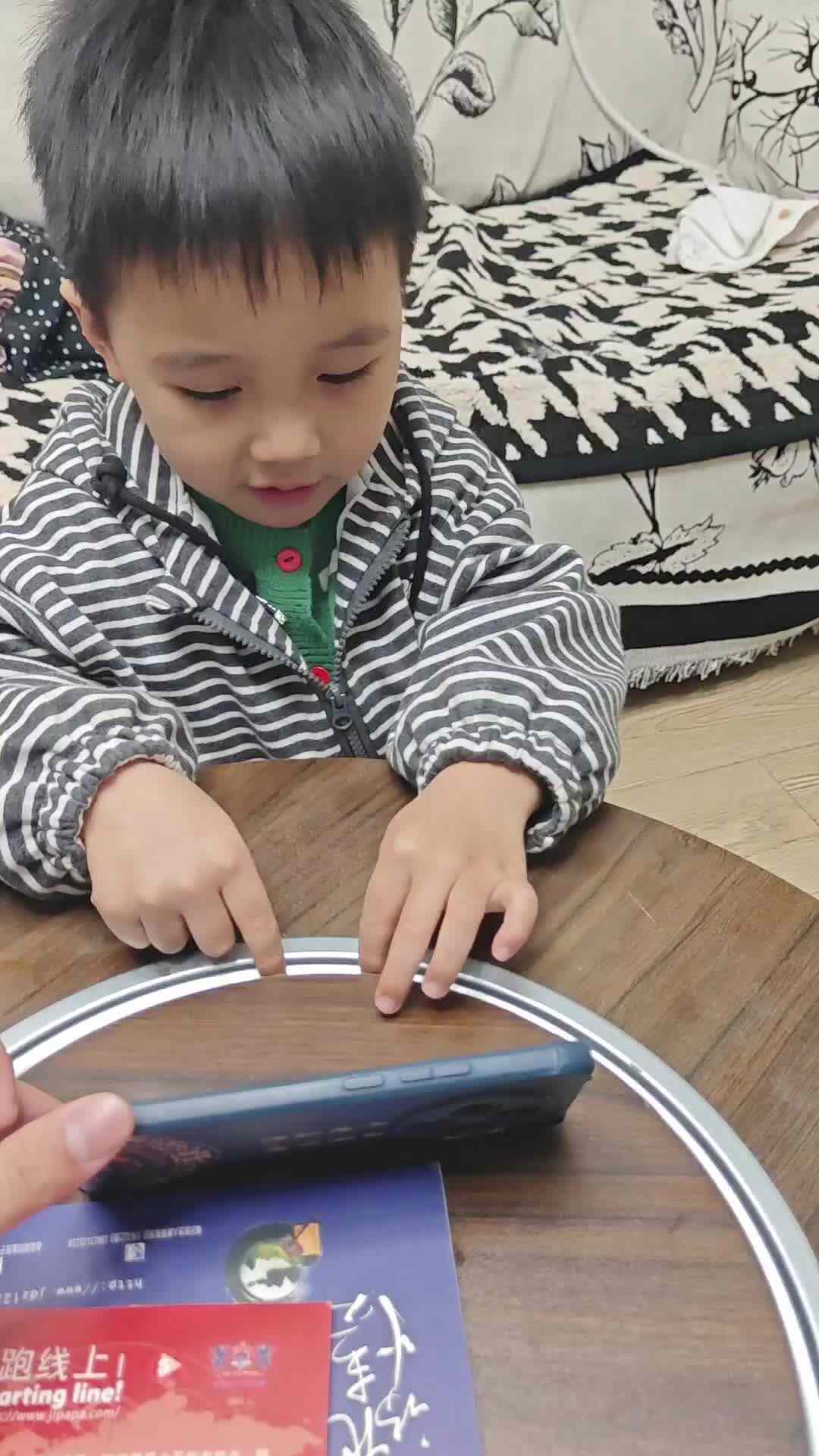 2026.3.24中A班向政栩《宣城见杜鹃花》