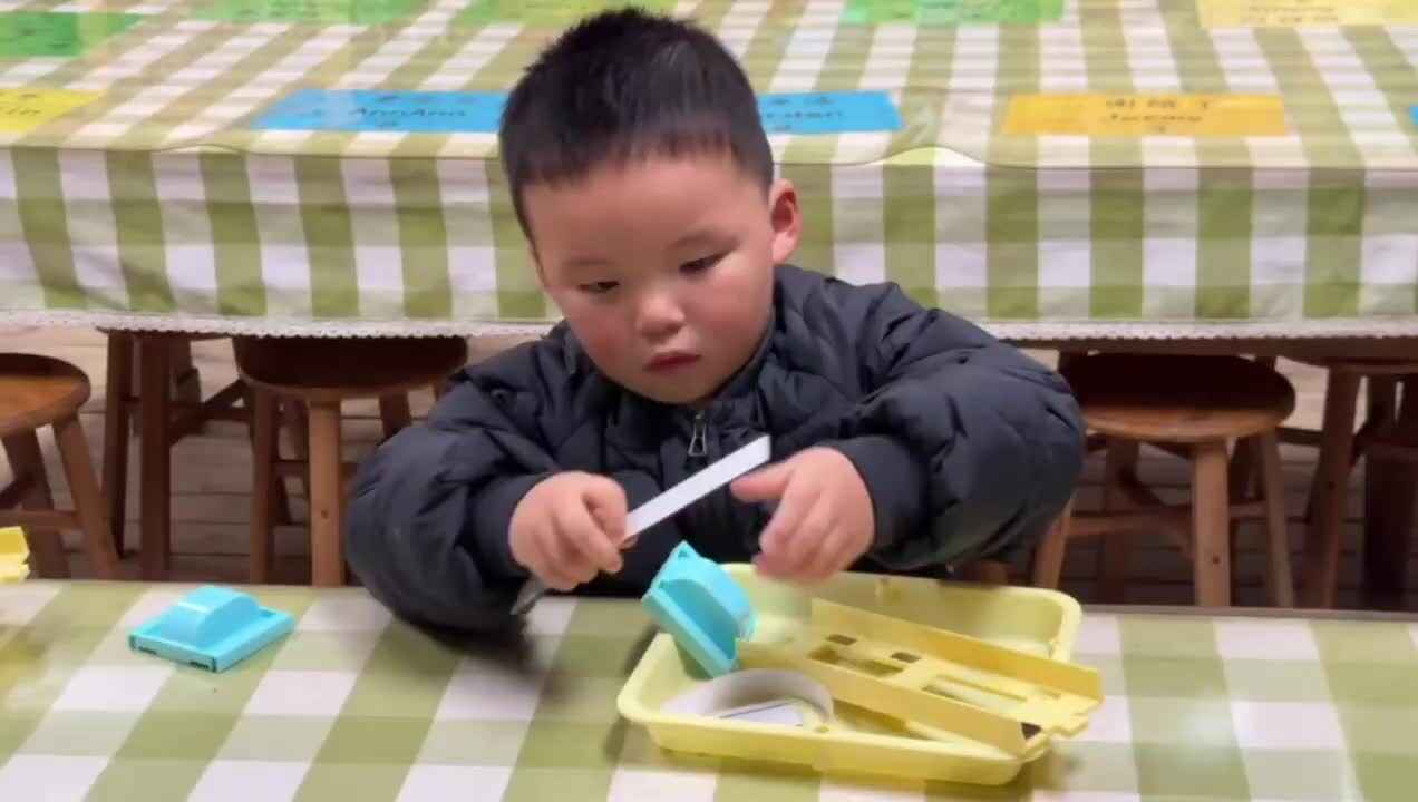 2026.3.18实验小班3号谢缙宇—悬浮磁力车