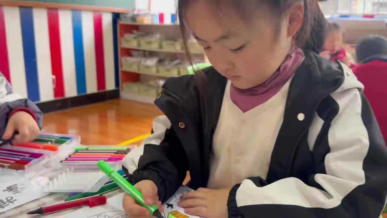 ⁣⁣⁣⁣⁣⁣⁣2026.3.25大A班艾琰茹——美工《捕春》