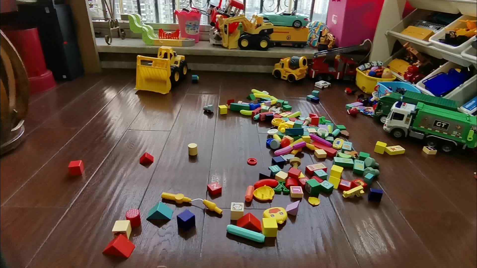 2026.3.26李岸栩：以识《圆形，方形，三角形》家庭闯关作业