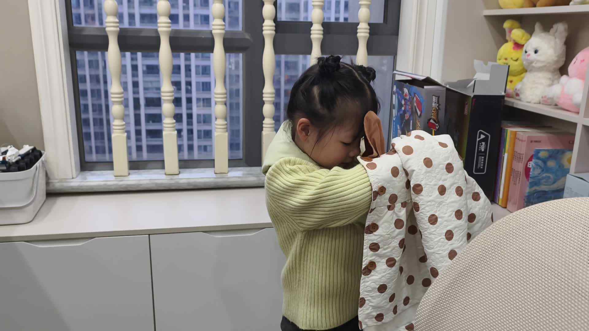 2026.3.23 中A班 七月 生活训练：穿衣服