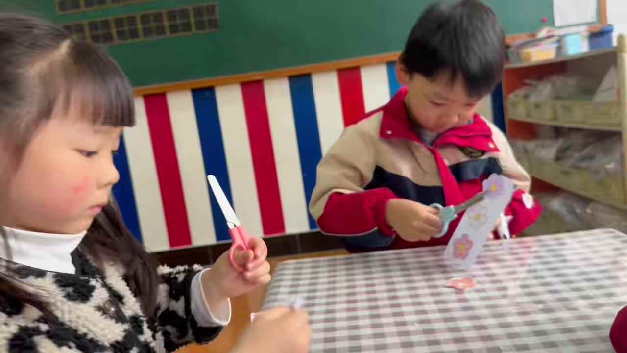 7⁣⁣2026.3.24大A班彭星硕——剪纸