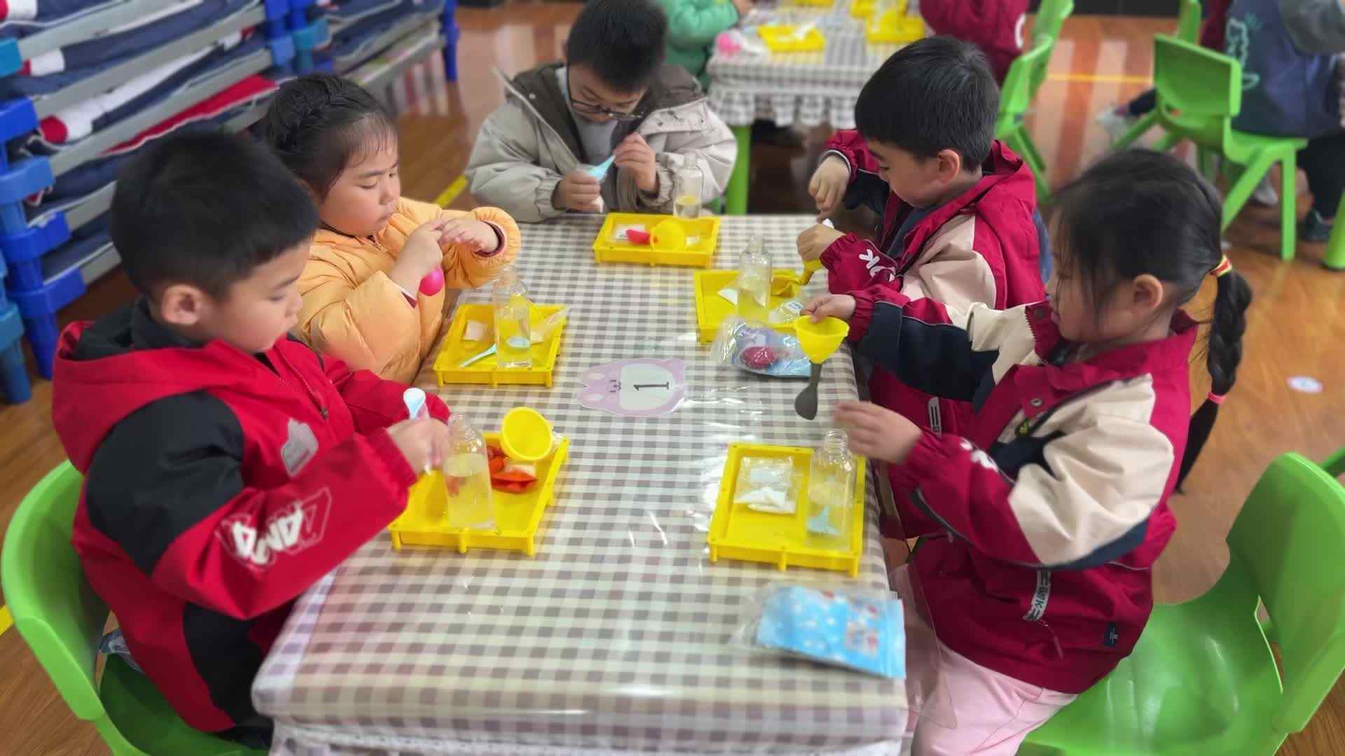 ⁣⁣⁣⁣⁣⁣⁣⁣⁣⁣⁣⁣⁣⁣⁣⁣2026.3.17大A班吴云泽——科学实验