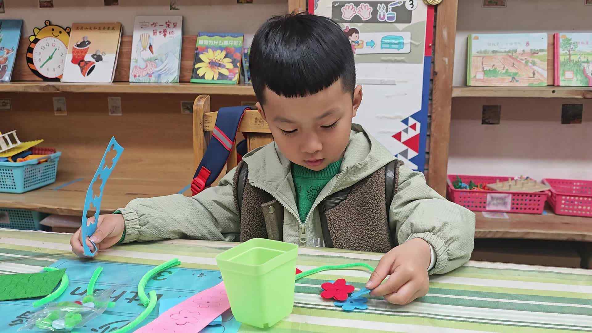 2026.3.6沙景韬《美工——纽扣小盆栽》.mp4