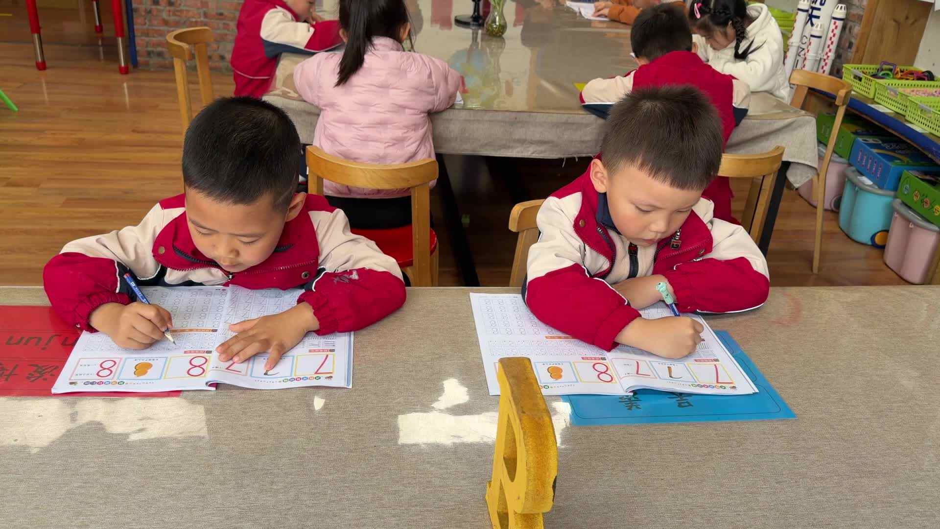 2026.3.30 实验大班 廖浚博、吴羡——书写数字