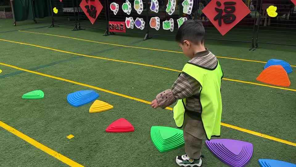 2026.3.12实验小班2号叶弋猷—晨间活动