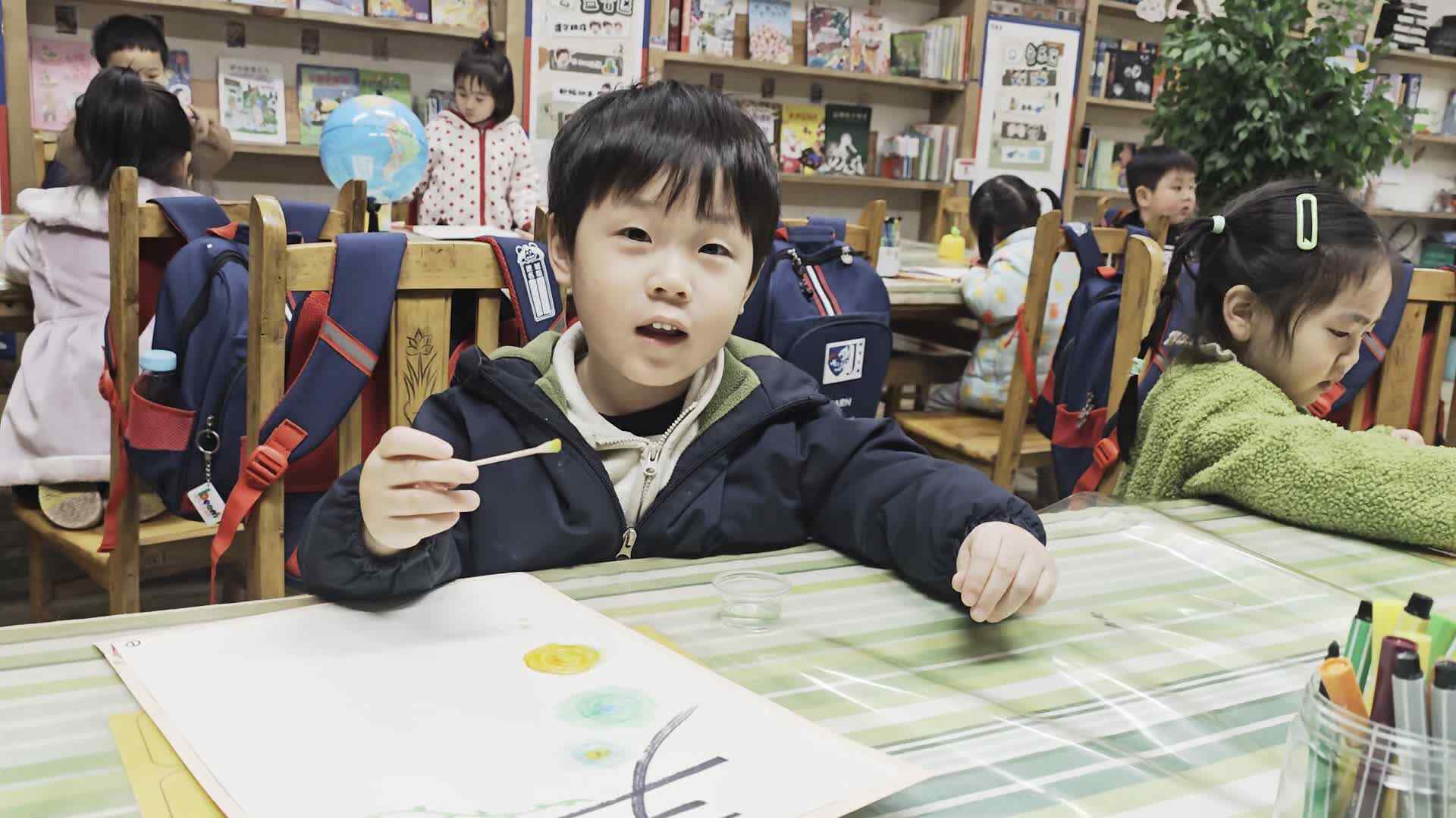 2026.3.20  实验中班  刘雍洛 美工课《春分》.mp4