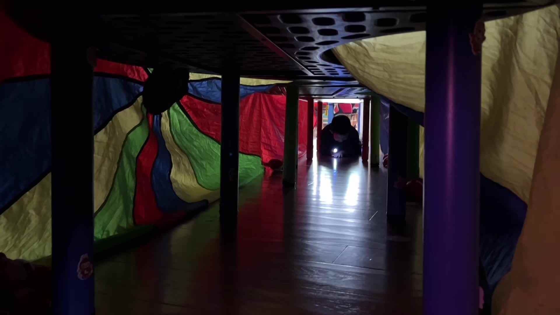 ⁣⁣⁣⁣⁣⁣⁣⁣⁣⁣⁣⁣⁣⁣2026.3.26实验1班 黑夜寻宝 崔棋然