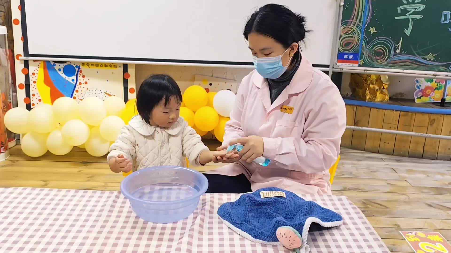 2026.3.5实验小班10号刘晨溪—七步洗手法