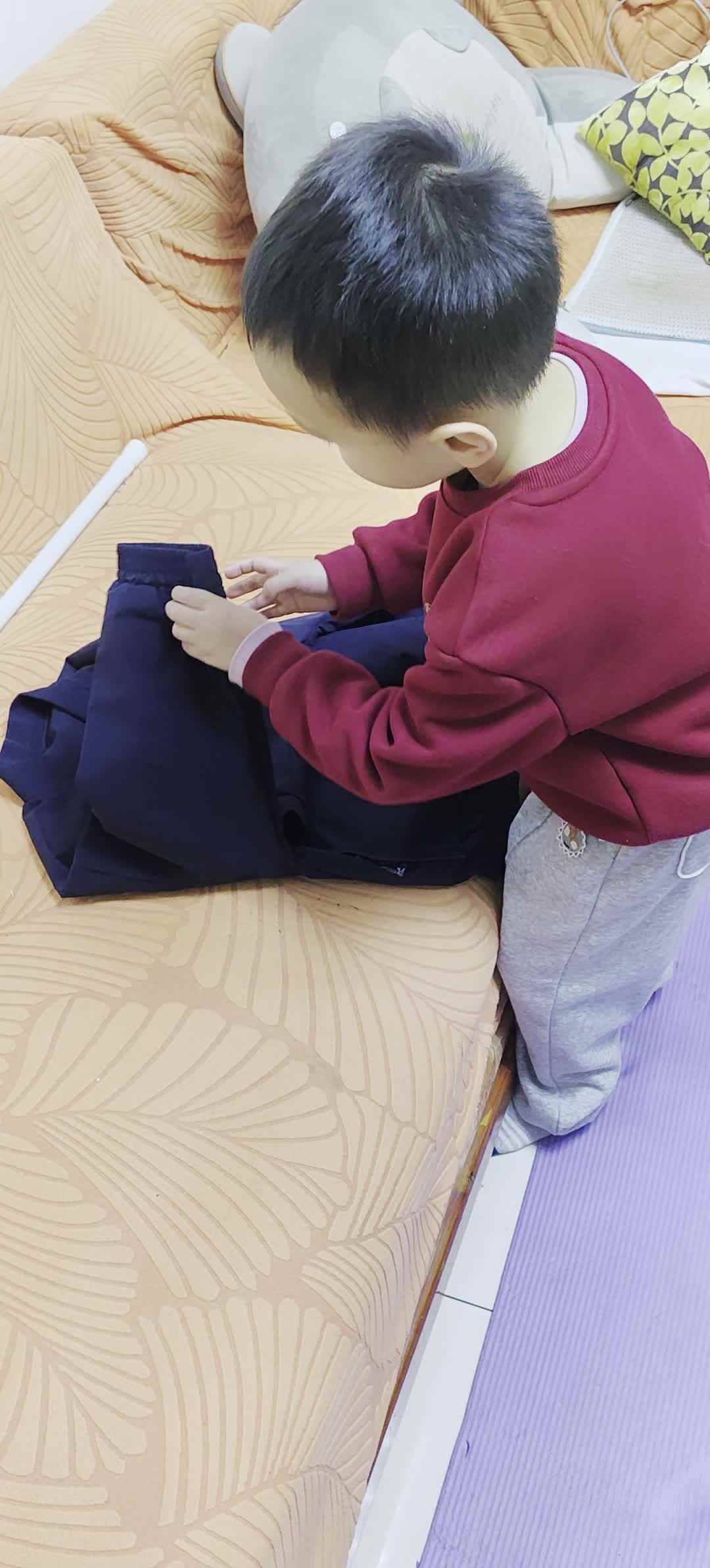 2026.3.31 中A班 刘逸一《折衣服》.mp4