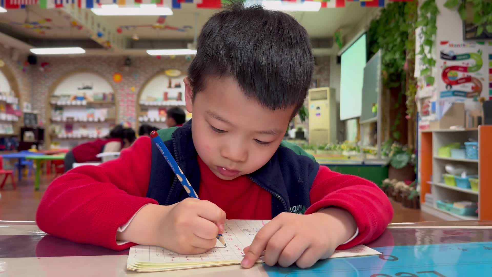 ⁣2026.3.24实验1班书写 曾靖博